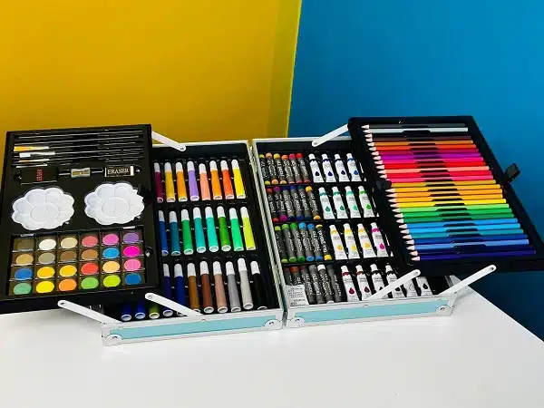 145 Piece Art Studio Colouring Briefcase Art Painting With Aluminum Case