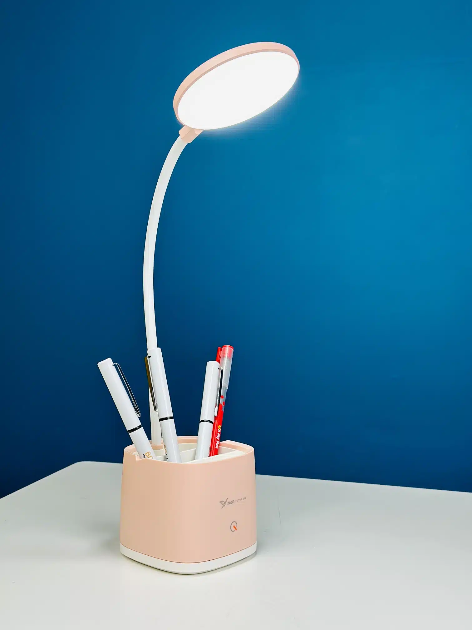 YAGE YG-T109 Table Lamp